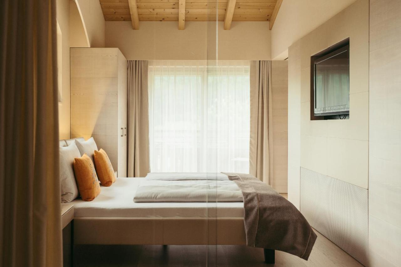 Strandhotel Am Weissensee Eksteriør billede