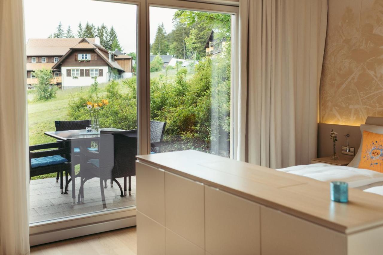 Strandhotel Am Weissensee Eksteriør billede