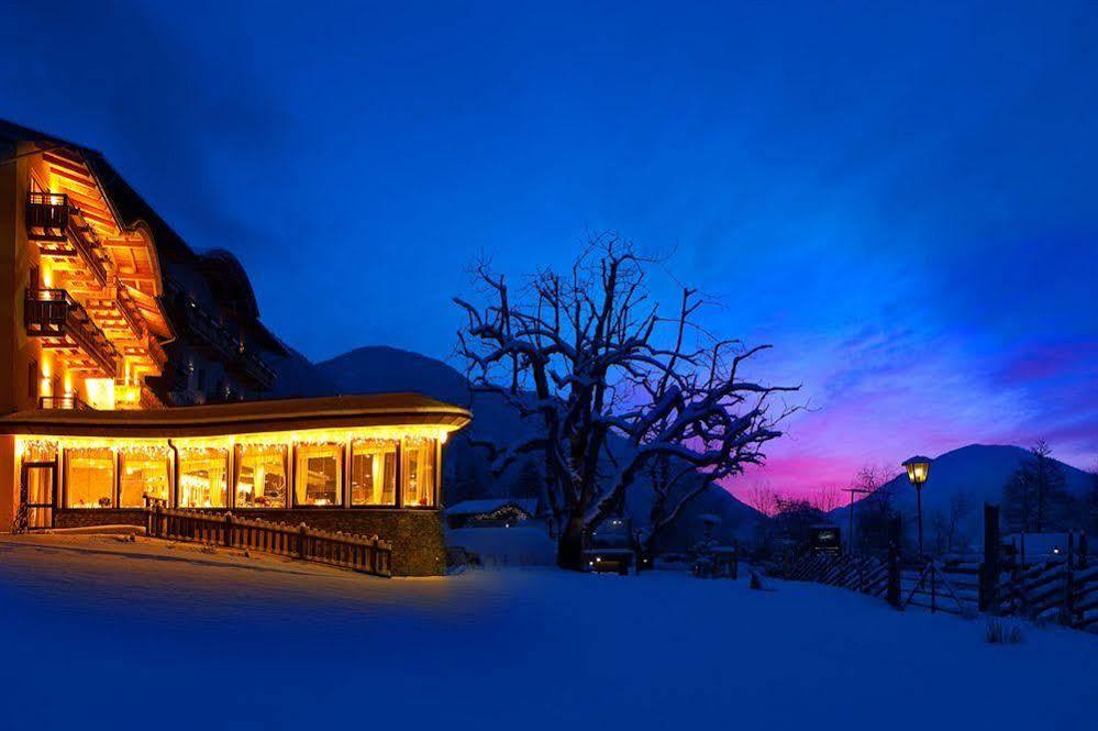 Strandhotel Am Weissensee Eksteriør billede